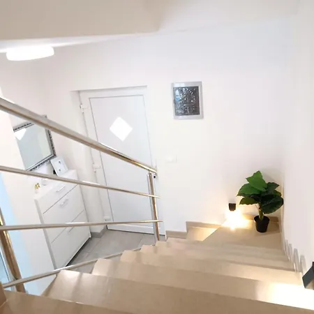 Holiday home Sarah By Interhome Pula